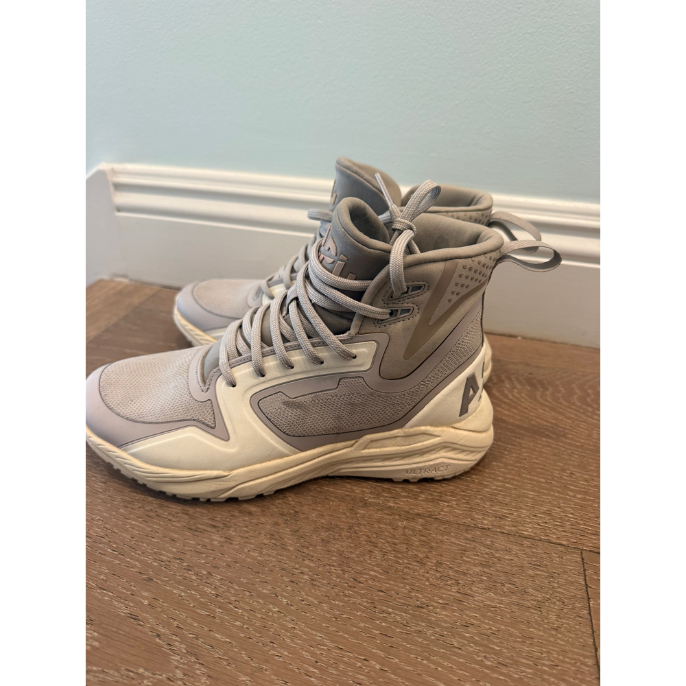 APL TechLoom Defender Sneakers - Picture 4 of 5